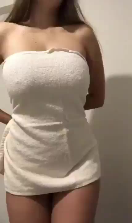 Titty Reveal
