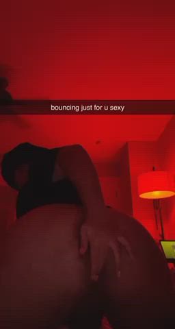 bouncing ass 🍑 follow the new account