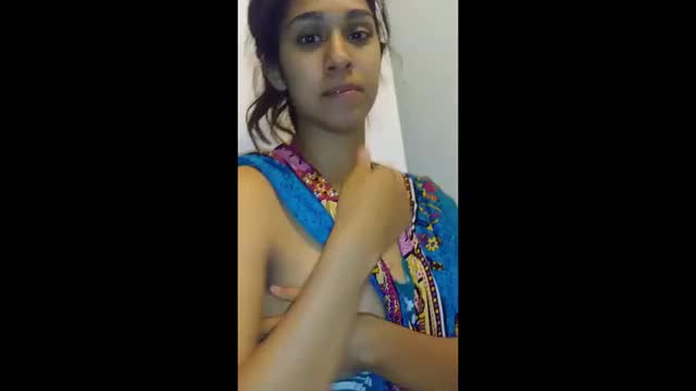 Doodhwali Indian Bhabhi Exposing Lactating Big Boobs - Full HD (download link in