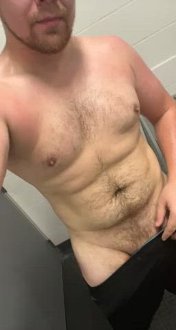 Hot and sweaty after a good workout, anyone want to join me in the shower 😏