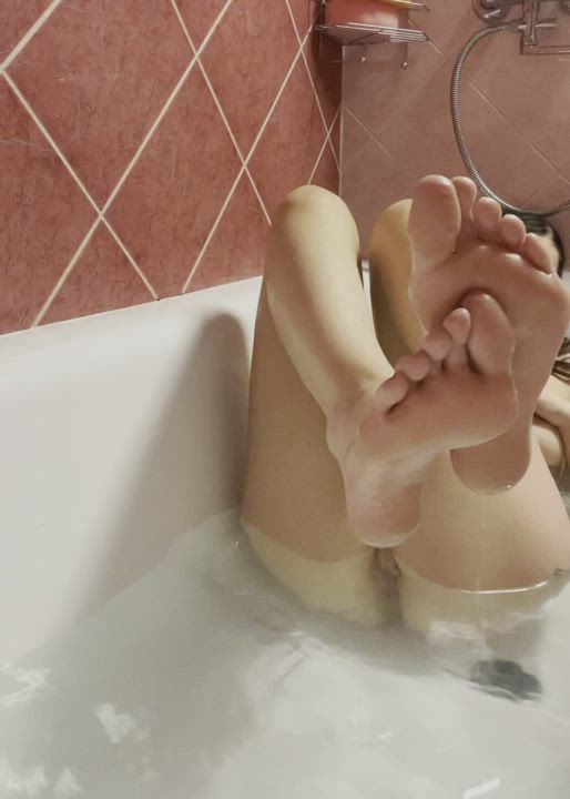 Join me in the bath?