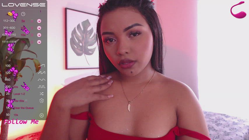 18 years old colombian hair latina lips milking sucking teen webcam clip