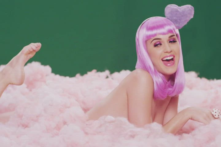Armpits Celebrity Cleavage Katy Perry Nude Pink clip