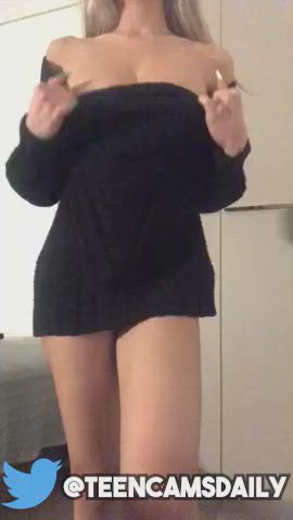 18 Years Old Amateur Ass Spread OnlyFans Teen TikTok Tits clip