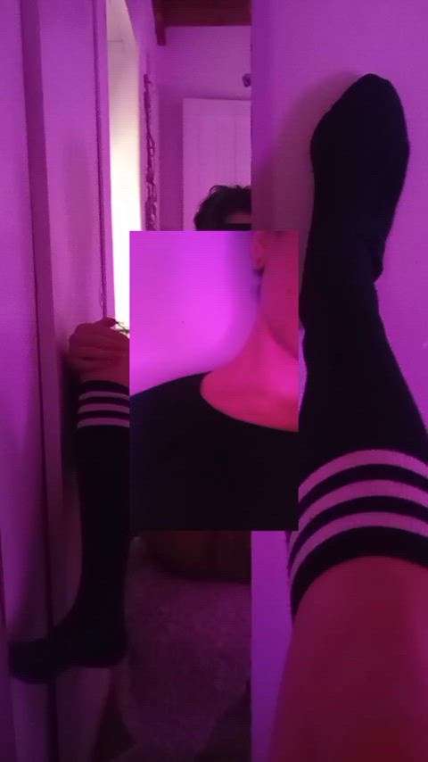 feet feet fetish modernsexyfitness socks softcore streamate r/softcorenights cam-girls