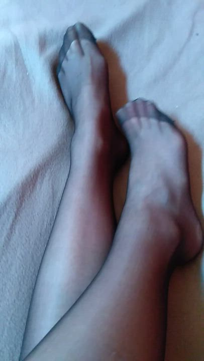 What about long toes gif? ;) Do you feel teased?