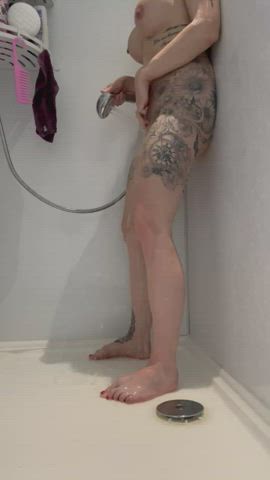 I think this is how to have a shower
