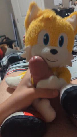 Having fun with tails ;3