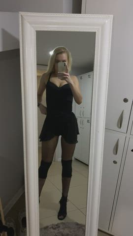 i feel so sexy with my outfit