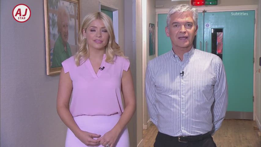 holly willoughby pawg white girl clip