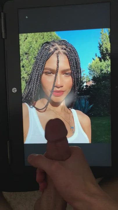 Zendaya Cum Tribute