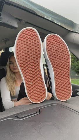 babe car foot fetish shoes soles clip