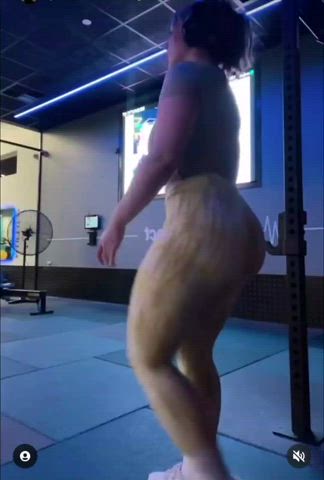 ass big ass booty gym twerking clip