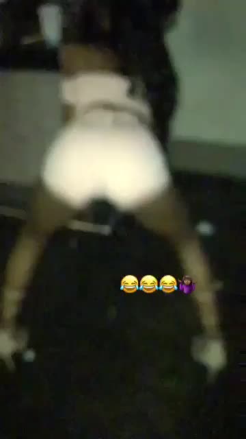 dancing ebony party twerking clip