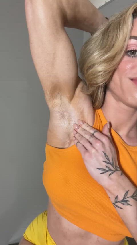 armpit armpits bimbo blonde fetish fit fit chicks fitness hairy hairy armpits thick-fit