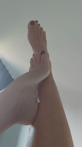 feet fetish legs legs up clip