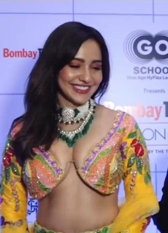 big tits celebrity cleavage cute desi indian public sideboob tits underboob clip