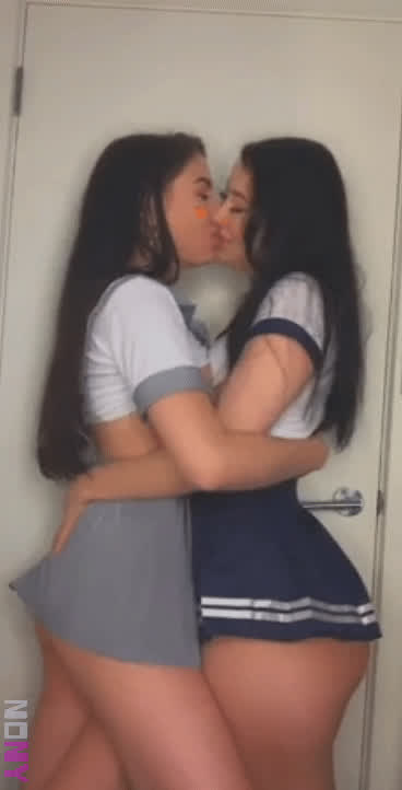 couple french kissing friends girlfriends kissing lesbians roommate schoolgirl teen