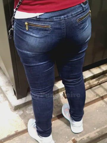 ass big ass booty candid fetish jeans tight voyeur clip