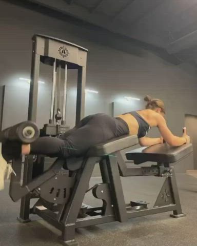 brunette gym petite clip