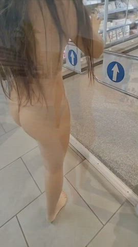 Amateur Exhibitionist Nude Public clip