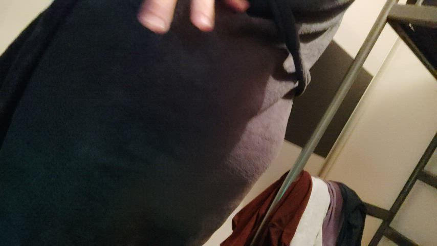 24 m Looking for some daddies, dom tops or alphas to properly take care of this thicc