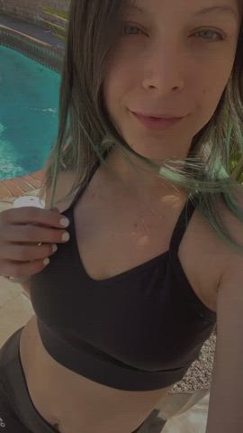 Join me poolside? ☀️ [Over 18]
