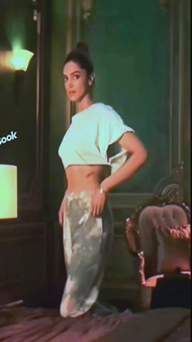 Deepika Padukone stripping &amp; exposing her sexy deep cleavage to seduce SRK
