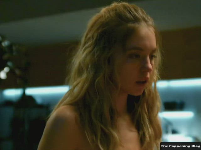 Half a day jerking for Sydney Sweeney has gone and I haven't cum to her on her birthday