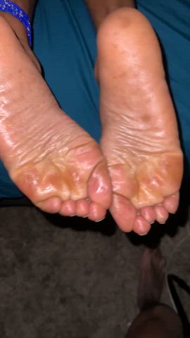 bbc cum on feet cumshot ebony feet feet fetish foot footjob soles clip