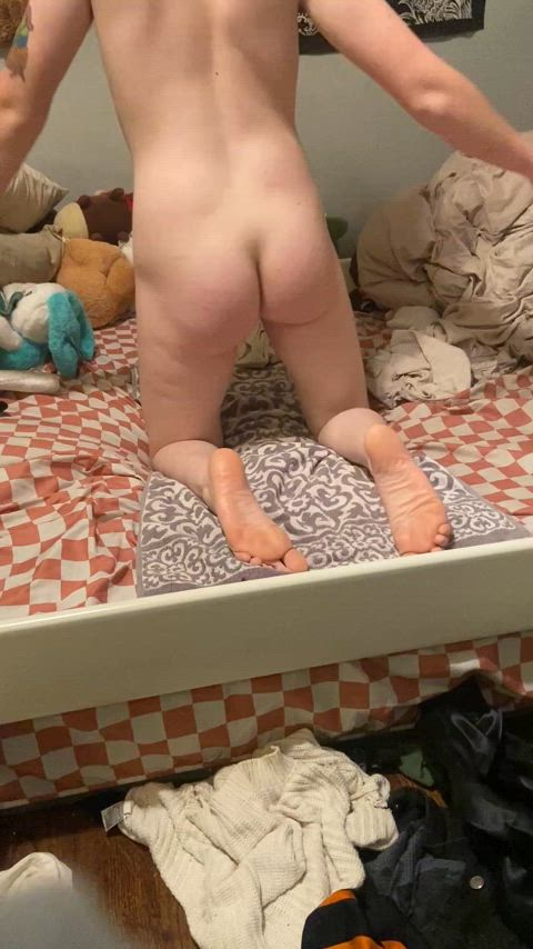 Would anyone wanna use my cute butt?