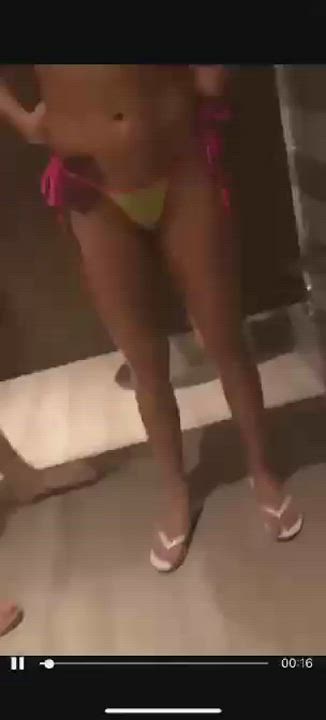 Lesbian Megan Rain Piss Pissing clip
