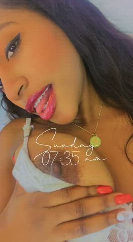 camgirl curvy ebony latina licking lipstick nipples tits clip