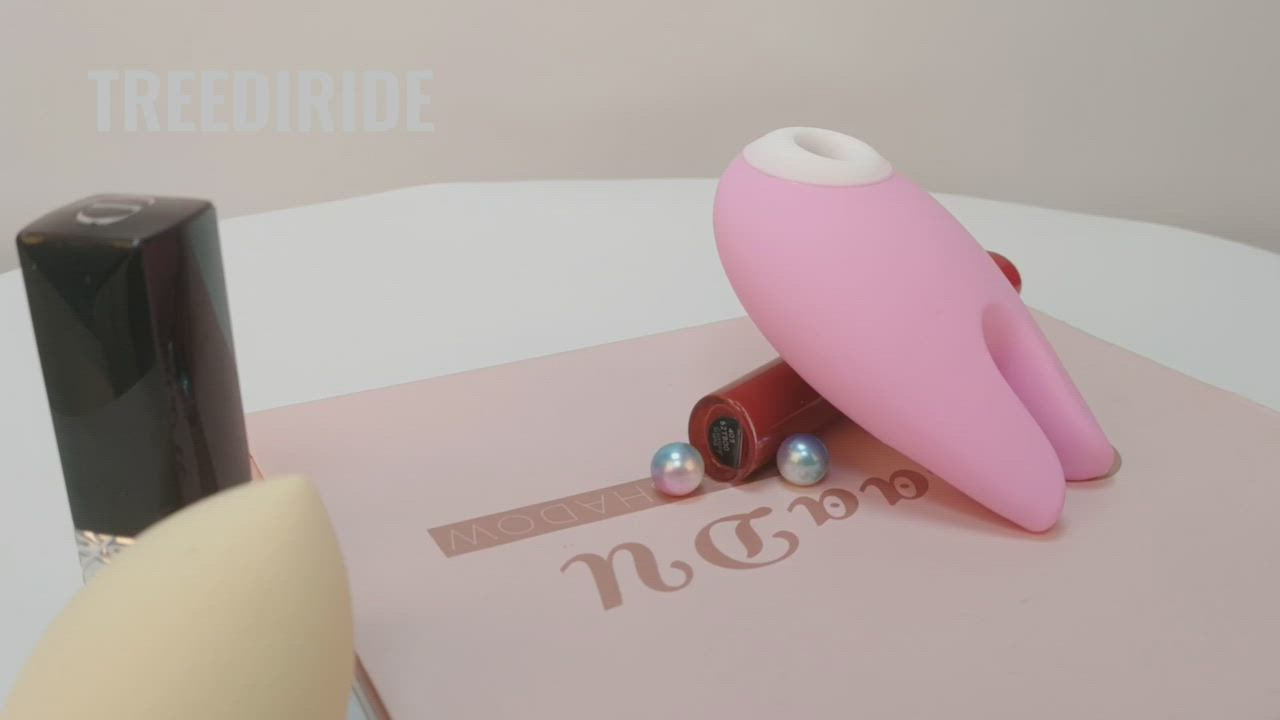 Treediride clitoral sucking G spot vibrator NEEDS REVIEWERS