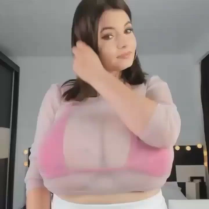 Big Tits Busty Cute clip