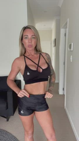 Fit, Toned, Tattooed Milf showing off