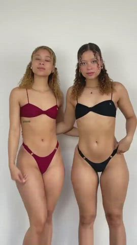 Ass Bikini Twins clip