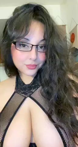 boobs busty latina clip