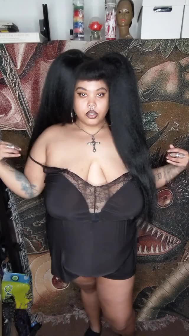 Black BBW goth $6 December sale ?? 25% off 100+ pictures and video, dick rates, customs,