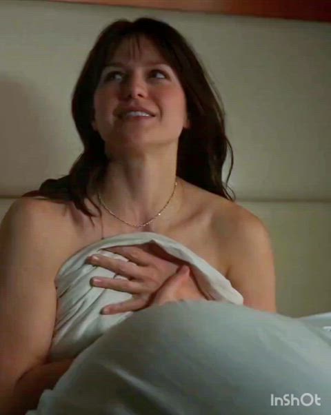 armpit bed cleavage milf melissa benoist seduction topless clip