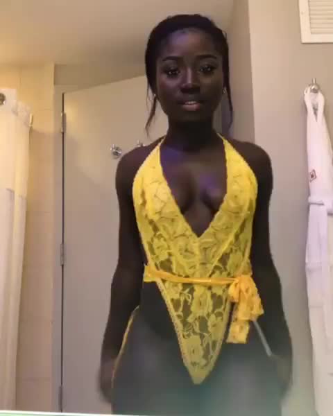 Ready for summer (xpost r/MelaninVixens)