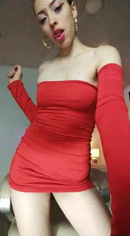 amateur latina model piercing sensual small tits webcam clip