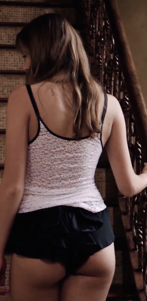 Lili Simmons (Banshee Mobile Crop)