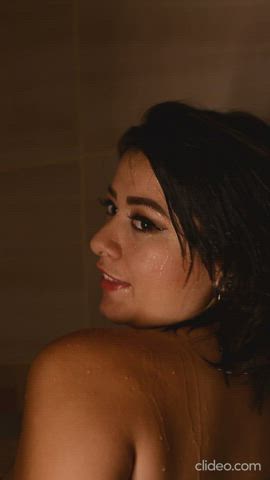 amateur bathroom latina milf model sensual shower clip