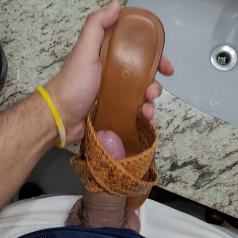cumshot feet fetish foot fetish male masturbation shoes clip