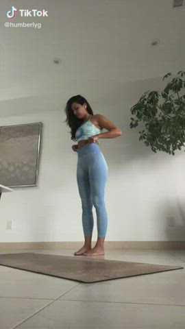 bubble butt venezuelan yoga pants clip