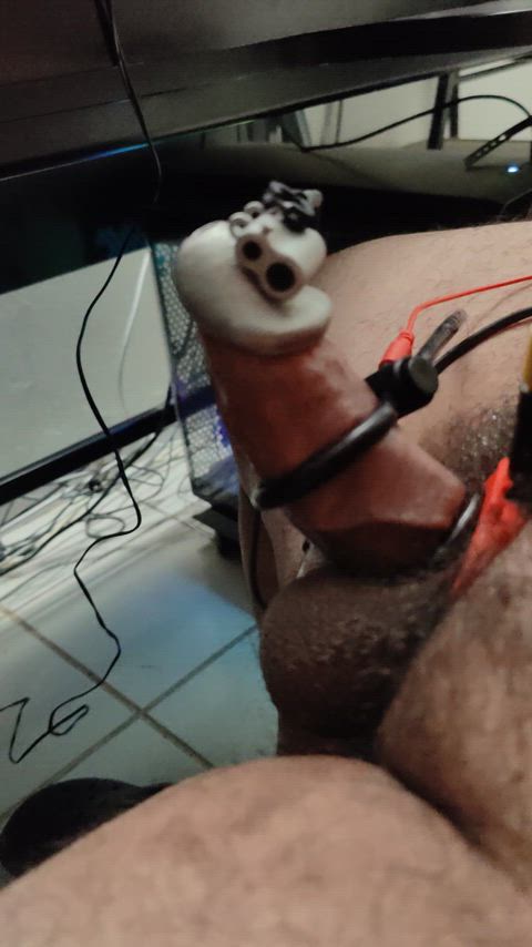 amateur cock cumshot electro masturbating electrostimulation clip