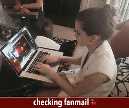 CFNM Caption Cumshot Emma Watson Funny Porn Male Masturbation Teen clip
