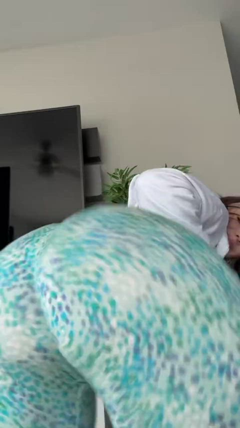 Ass in your face 🤤