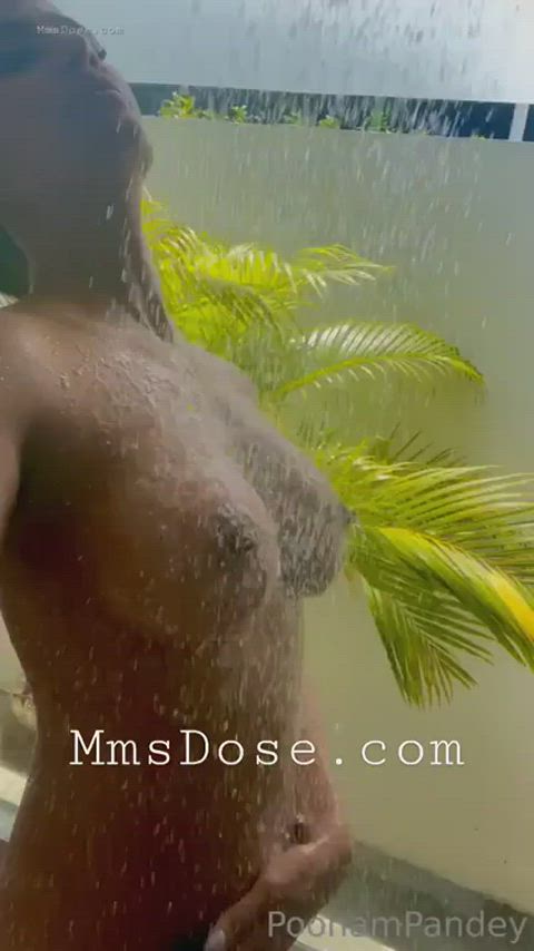 boobs nipples poonam pandey clip